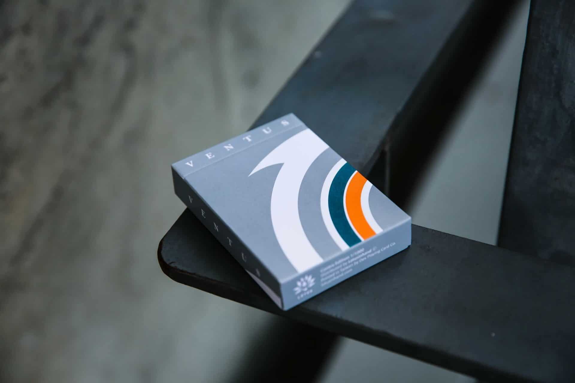 Lotus in Hand NORMAL CARD Two-Tone 5個 Two-Tone Normal Playing Cards by Lotusinhand | X-Decks Playing Cards