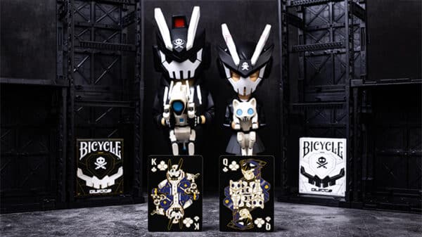 Bicycle Quiccs Ghost White Playing Cards by USPCC - Image 3