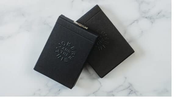 GILDEDNo Borders Edition 2: Crown Back Blue Playing Cards by Joker and the Thief - Image 3