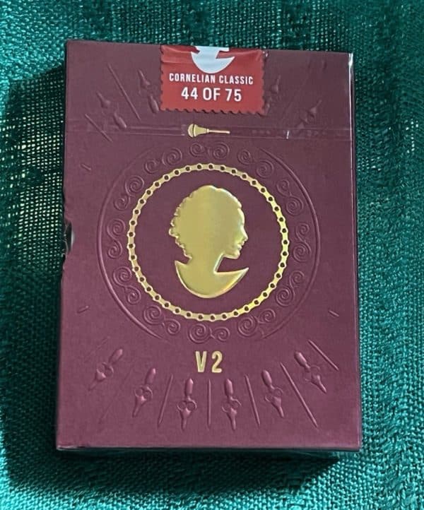 Cammeo V2 Cornelian Classic Playing Cards by Vincenzo Alfano - Image 2