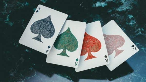 Reserve Edition: Platino Azul (BLUE) Playing Cards by Joker and the Thief - Image 4