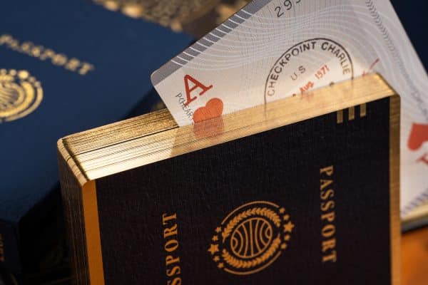 Passport Luxe (Gilded) Playing Cards and Puzzle by Sinecure - Image 8