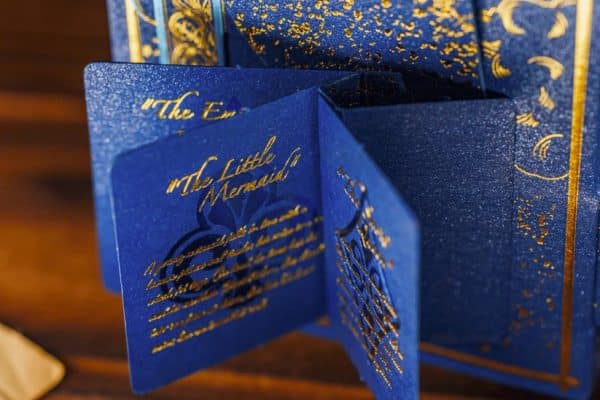 Andersen's Fairy Tales Playing Cards - Sapphire Standard Edition by Room One - Image 5