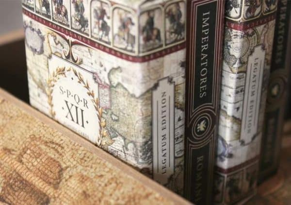 Legatum Gilded Playing Cards by Marianne Larsen - Image 4