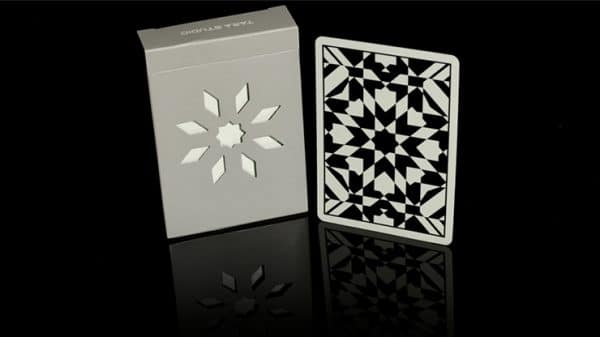 Majolica V2 Luminescent Playing Cards by Tara Studio - Image 5