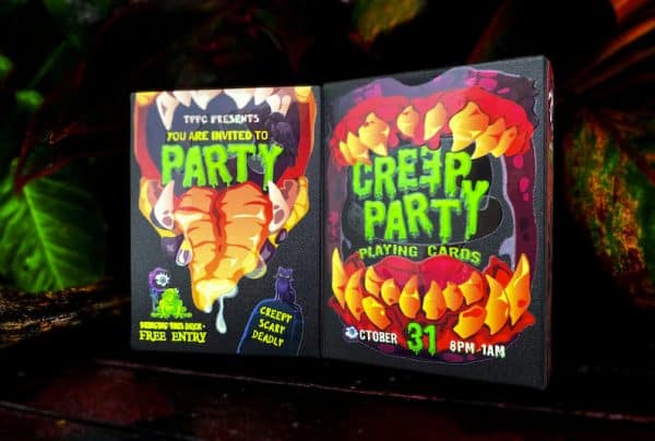 Creepy Party Playing Cards: Spooky-Green Gilded by Hòa Phan